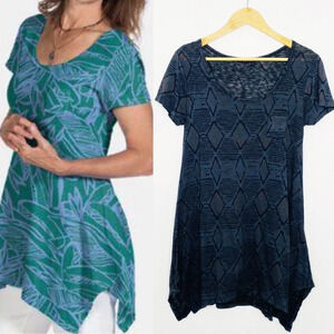Fresh Produce Blue Patterned Asymmetrical Hem Tunic Top Small